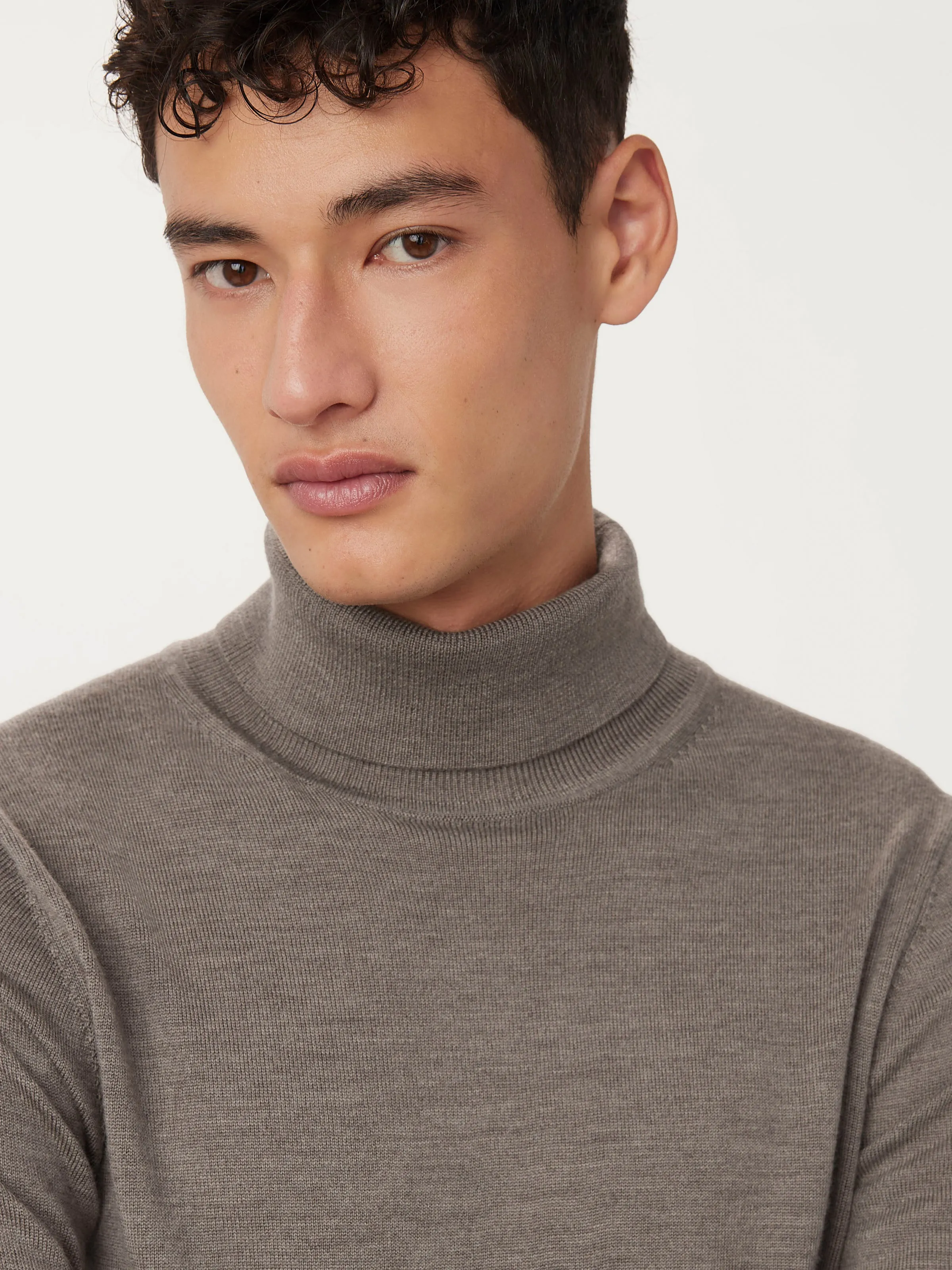 The Merino Wool Turtleneck  in Dark Taupe